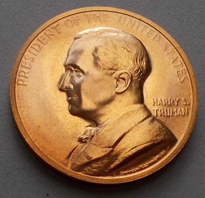Post-Your-Presidential-And-Other-Campaign-Commemorative-Challenge-Coins-And-Tokens!